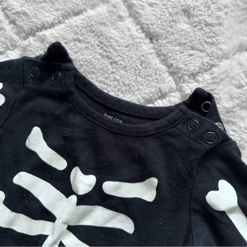 Carter's Just One You | Black Skeleton Halloween Sleep N' Play | Size 3 Months